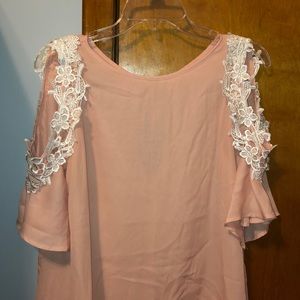 Women’s Blouse